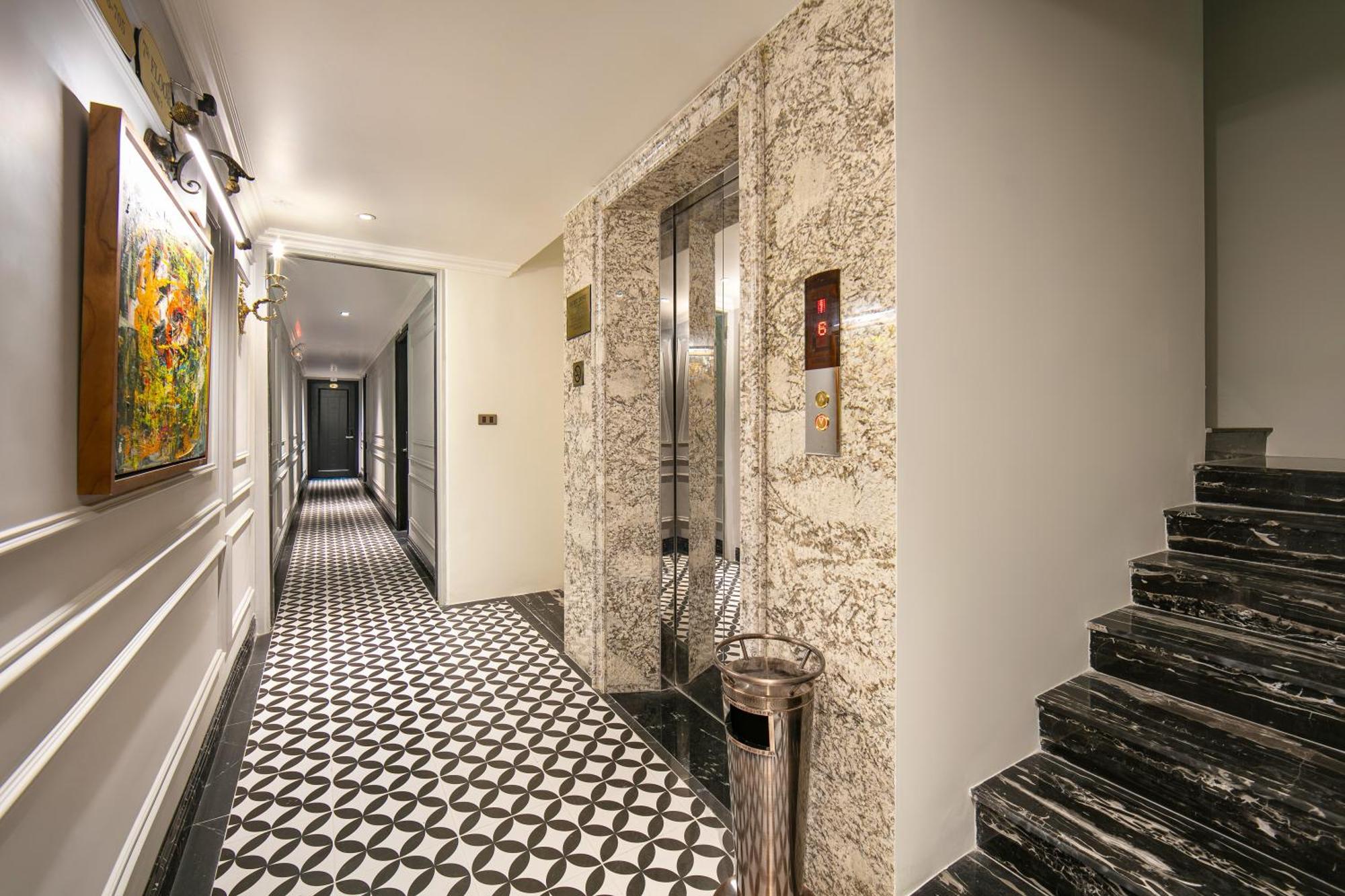 Amira Hotel Hanoi Exteriör bild