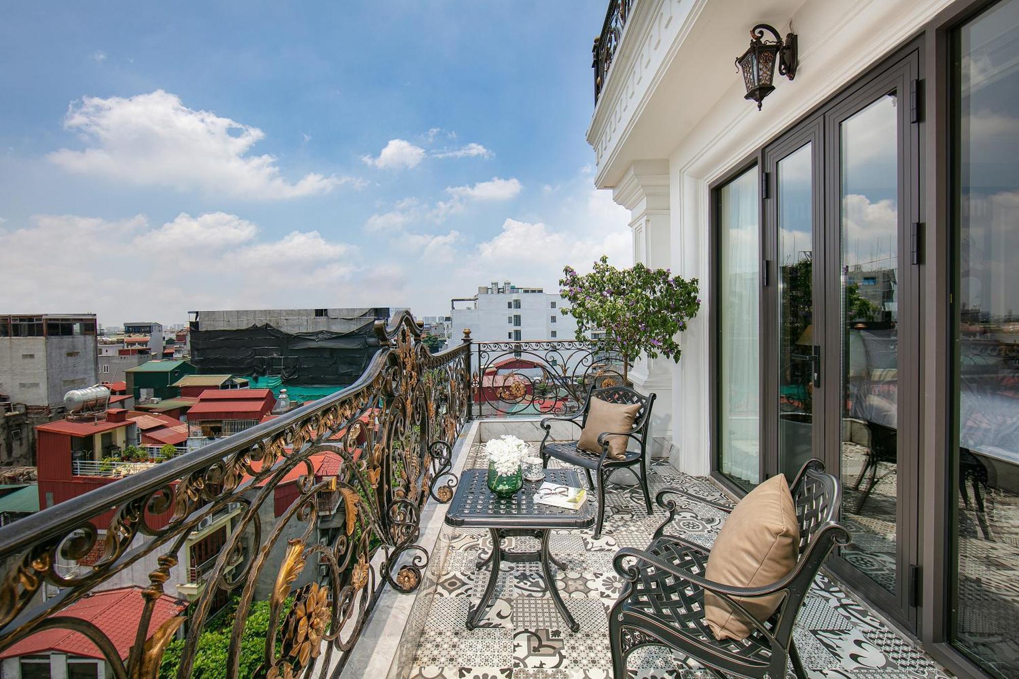 Amira Hotel Hanoi Exteriör bild