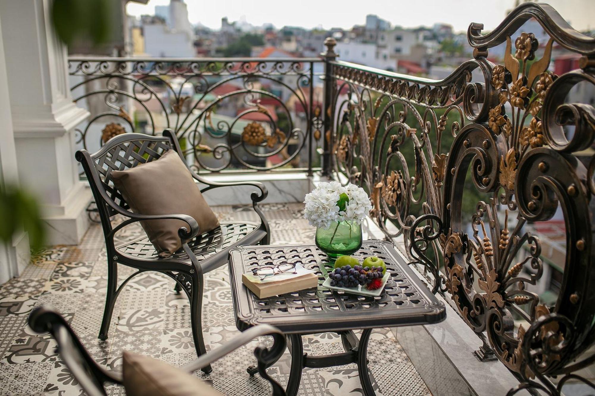 Amira Hotel Hanoi Exteriör bild